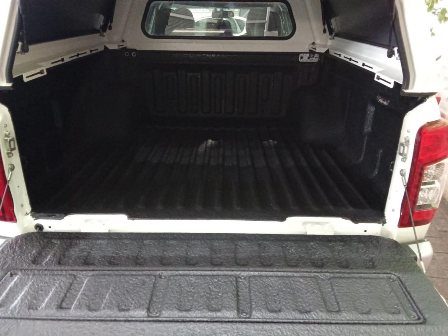 2022 Mitsubishi Triton 2.4 D Cab 4X4 At – photo 8 of 16