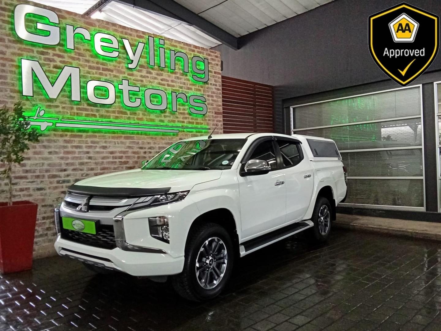 2022 Mitsubishi Triton 2.4 D Cab 4X4 At