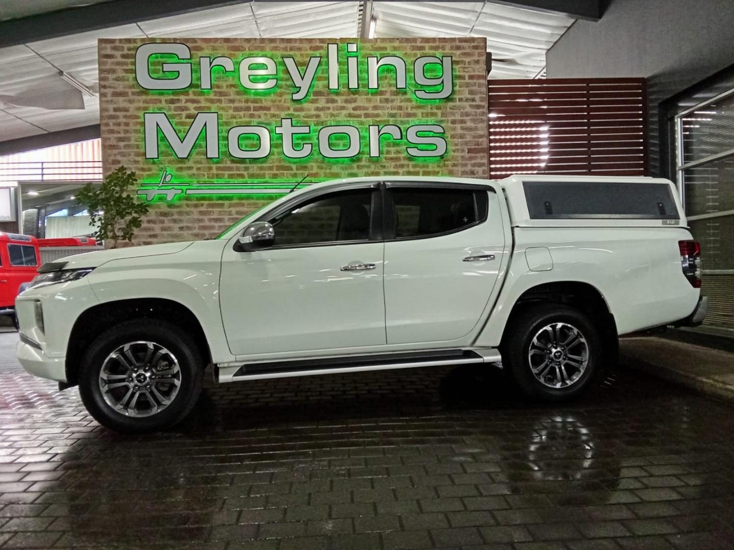 2022 Mitsubishi Triton 2.4 D Cab 4X4 At – photo 3 of 16