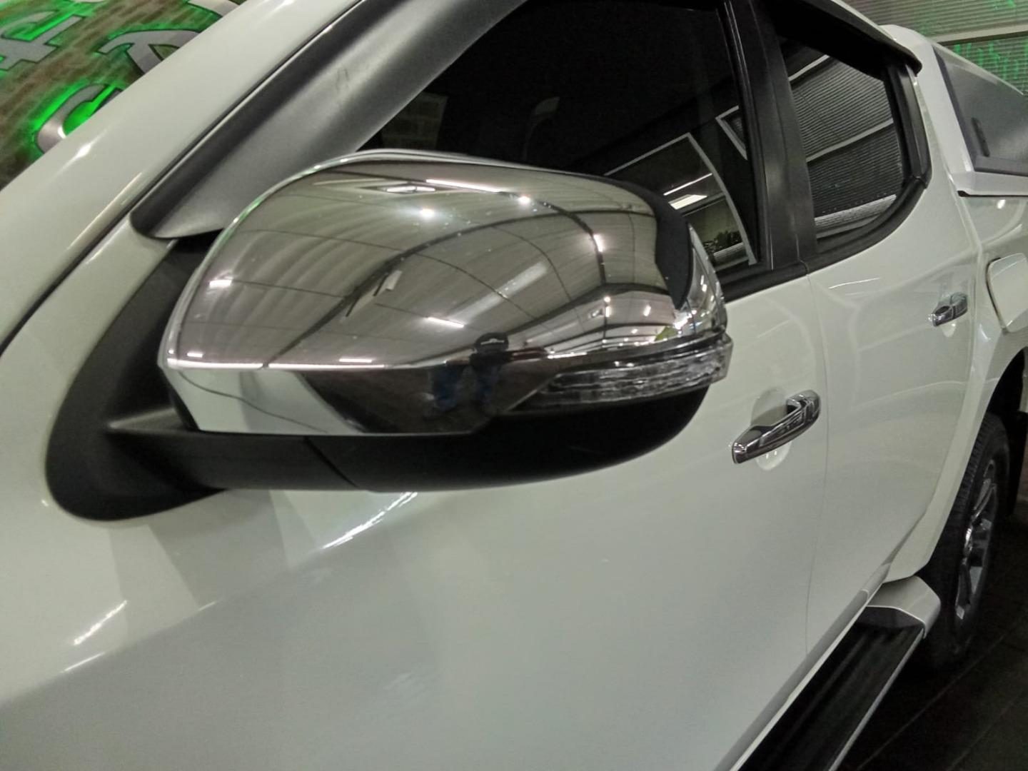 2022 Mitsubishi Triton 2.4 D Cab 4X4 At – photo 13 of 16