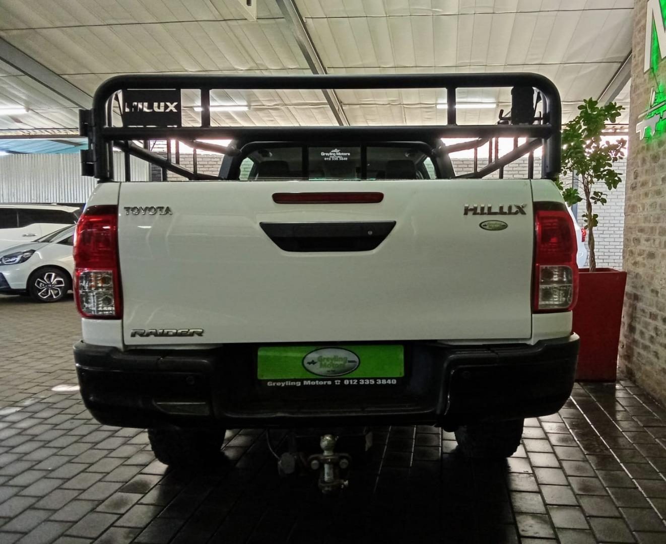 2024 Toyota Hilux 2.4GD-6 Double Cab Raider Manual — photo 11