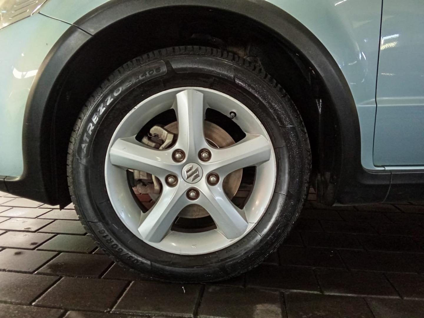 2010 Suzuki SX4 2.0 L — photo 7