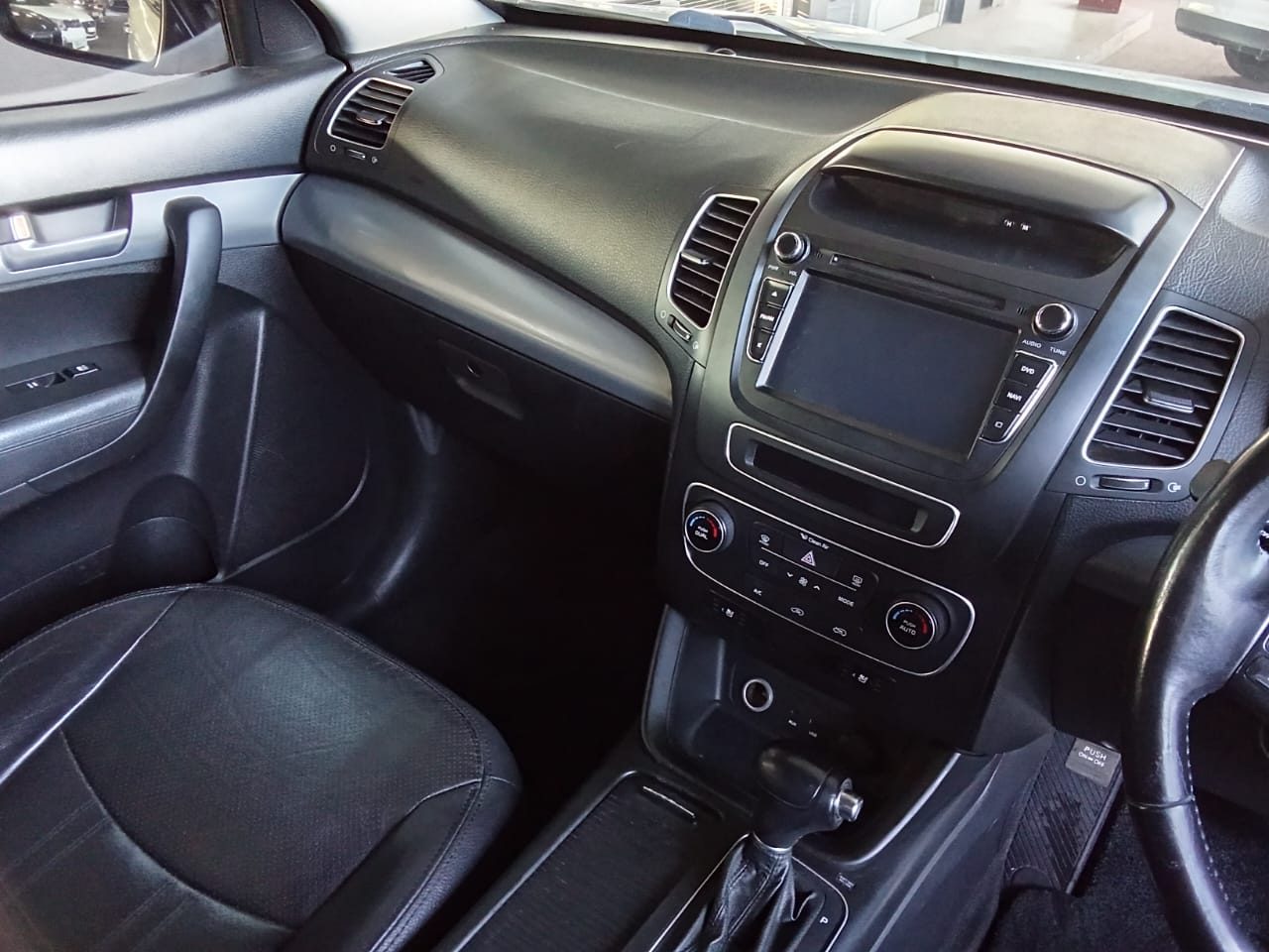 2014 Kia Sorento 2.2 4X4 7-Seater Adventure At – photo 12 of 16