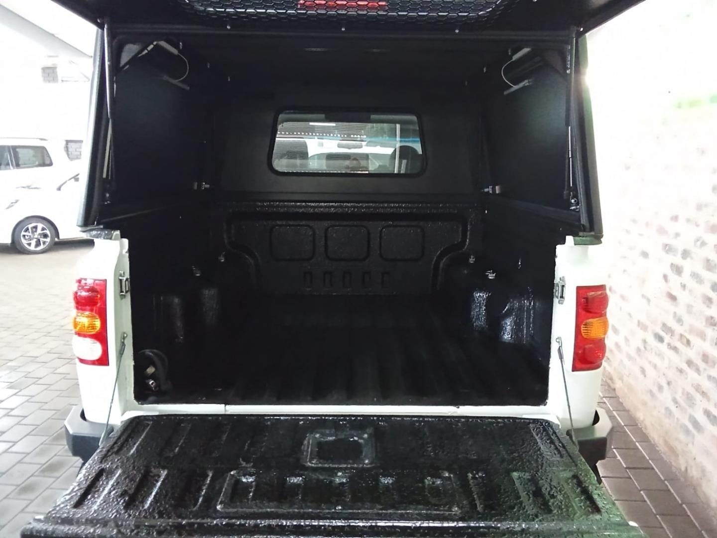 2025 Mahindra Pik Up 2.2 S11 Mhawk Dew 4X4 D Cab At – photo 9 of 16