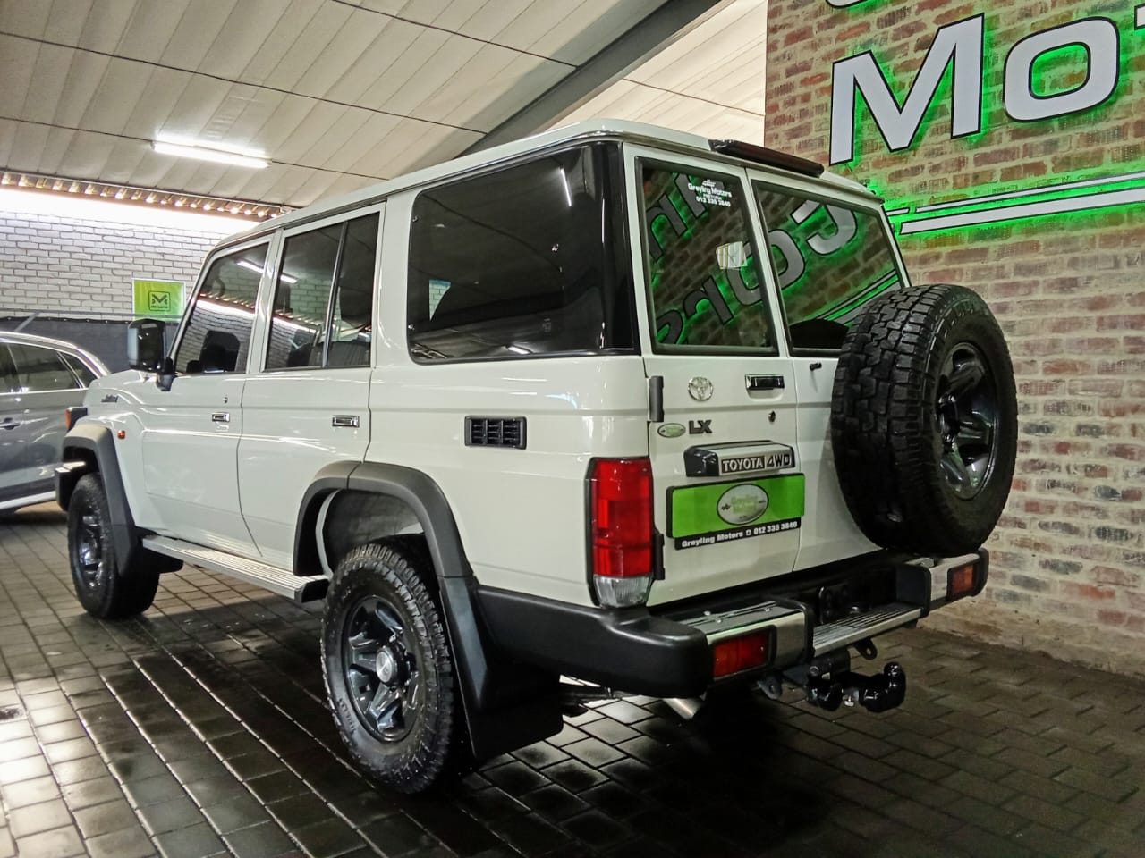 2025 Toyota Land Cruiser 76 2.8 Gd-6 Diesel Wagon – photo 2 of 16