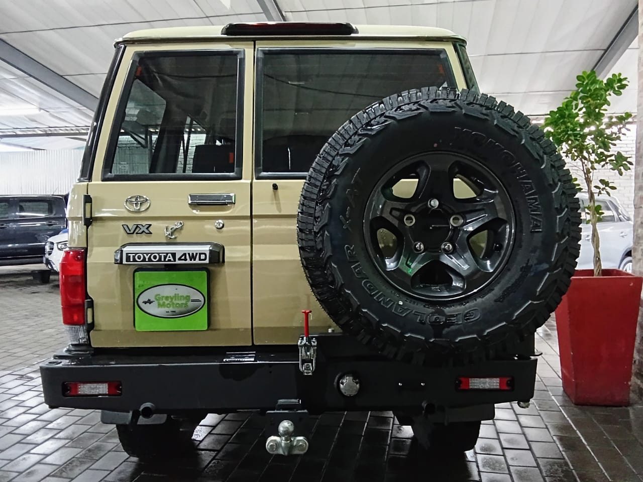 2024 Toyota Land Cruiser 76 2.8 Gd-6 Vx Diesel Wagon – photo 5 of 16