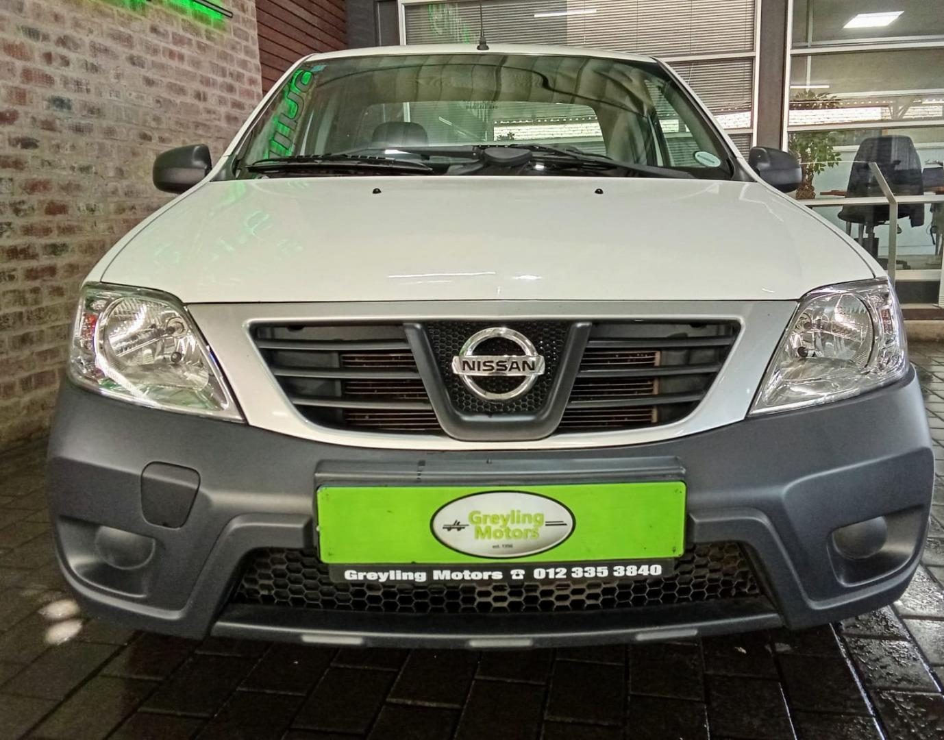 2023 Nissan Np200 1.6 8V Ac Safety Pack – photo 4 of 16