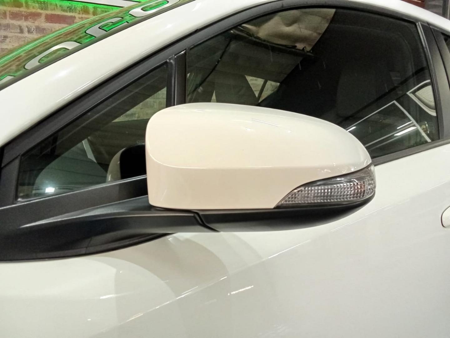 2020 Toyota C-Hr 1.2T Plus Cvt – photo 13 of 16