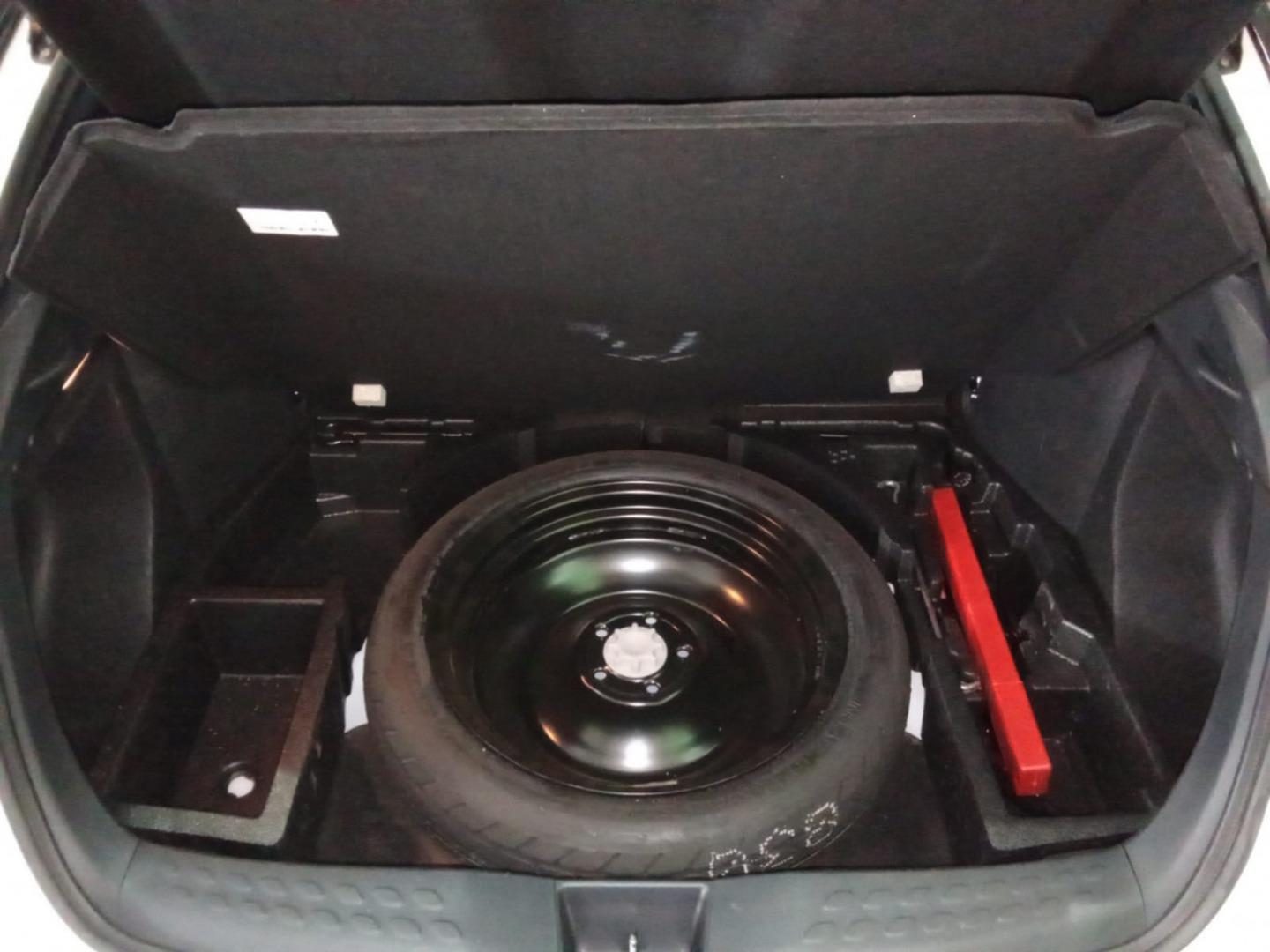 2020 Toyota C-Hr 1.2T Plus Cvt – photo 14 of 16
