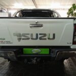 Isuzu-Kb-300-D-Teq-Dcab-Lx-cloth-12080-10