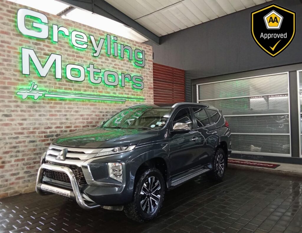 Mitsubishi Pajero Sport 2.4 Exceed 4X4 At